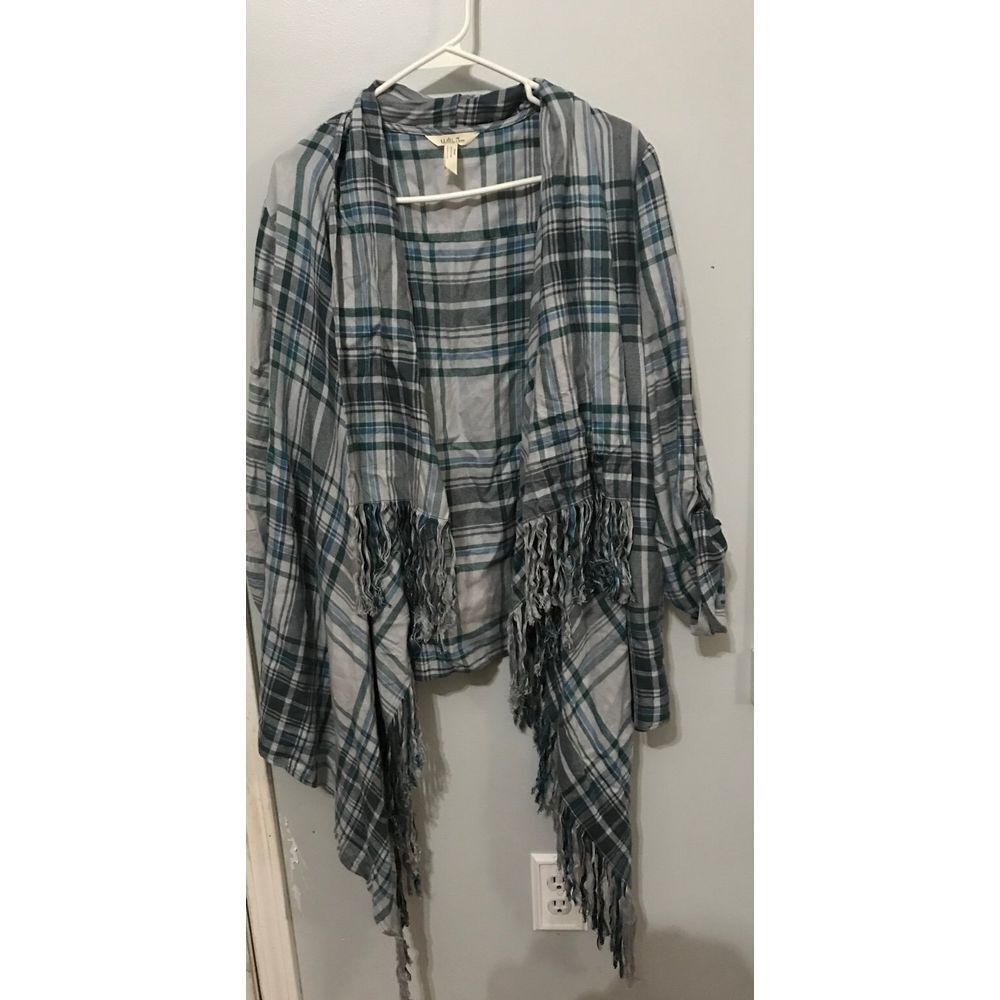 Matilda Jane plaid fringe roll tab open front cardigan Medium‎